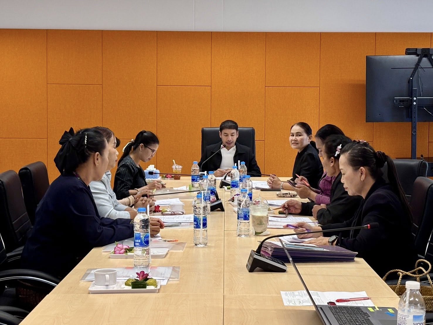 พช.เชียงขวัญ จัดประชุมคณะอนุกรรมการกลั่นกรองและติดตามการดำเนินงานกองทุนพัฒนาบทบาทสตรีอำเภอเชียงขวัญ (อกส.อ.) ครั้งที่ 1/2569